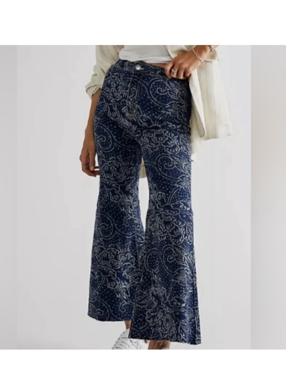 We The Free Blue Paisley Denim Jeans size 26